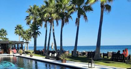 Modern villa near the sea