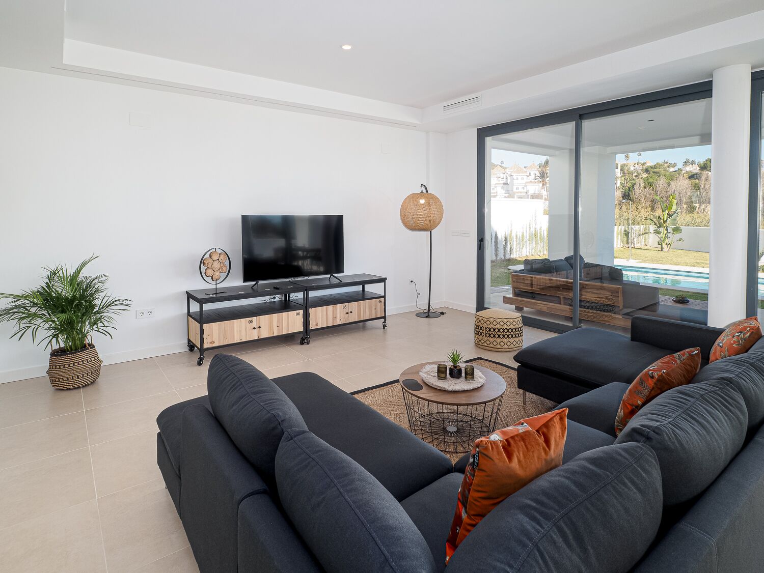 Modern Villa Near The Sea - Casares