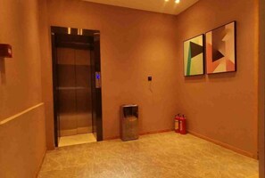 Interior - Moli Hotel (Guangzhou Yongqingfang Zhongshan 8th Road Subway Station) (Guangzhou)