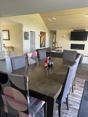 Dining - Urmilla Cottage (Killaloe)