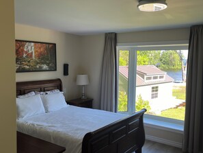 3 bedrooms, iron/ironing board, WiFi, bed sheets - Urmilla Cottage (Killaloe)