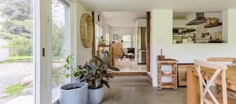 Peaceful Light-Filled Guesthouse 1 Hour From NYC