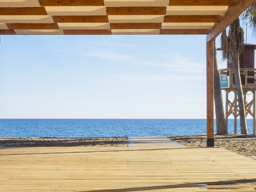 Cubo's Beach Side Apartment at La Cala / near the beach / free wifi