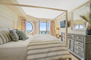 2 bedrooms, desk, iron/ironing board, travel crib - Spectacular Gulf Front Views From Every Room | Steps to Beach | Chair Service (Miramar Beach)