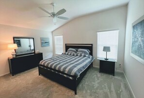 2 chambres, bureau, fer et planche à repasser, Wi-Fi gratuit