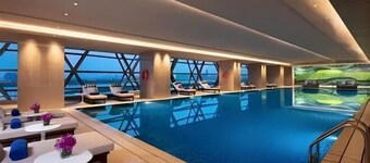 Youyi Holiday Hotel (Foshan Lishui Big Commercial Center Branch)