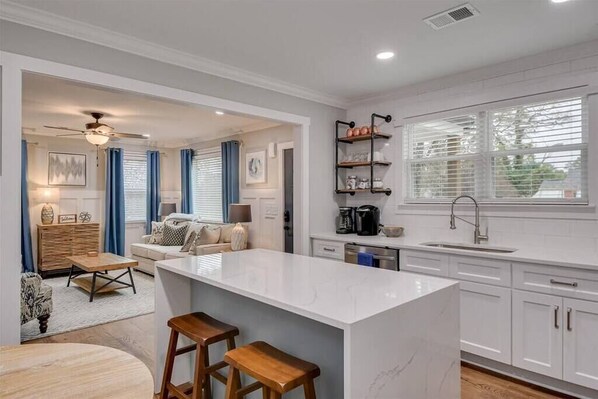 Interior - Luxury 2bd Cottage in Augusta (Augusta)