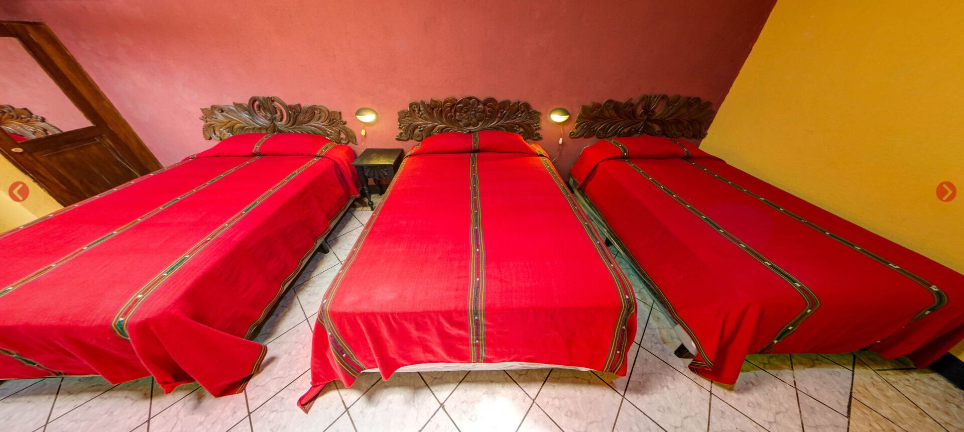 Habitación triple básica | Wifi gratis y ropa de cama 