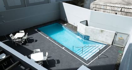 Royal Delonix Hotel