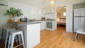 Microwave, oven, toaster, cookware/dishes/utensils