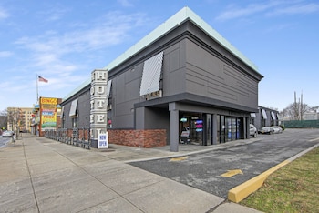 Casa Azul Hotel Blu JFK