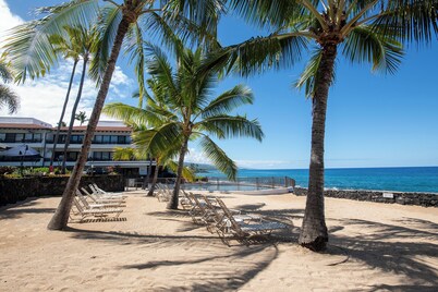 Lea Casa at Casa de Emdeko