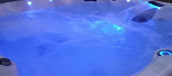 Fit For a Crew With a Hot Tub Too-5 bedrooms