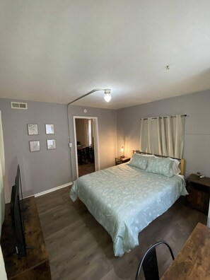 3 bedrooms, desk, iron/ironing board, free WiFi - Luxurious home 10min from downtown Cincy and more! (Newport)