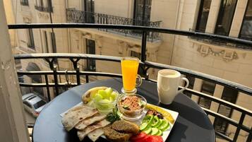 Termasuk sarapan Eropah setiap hari