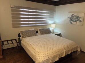 2 bedrooms, travel cot, WiFi, bed sheets