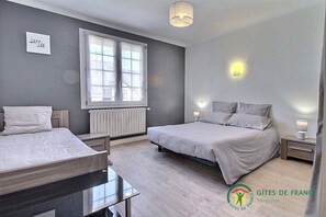 4 Schlafzimmer, Bügeleisen/Bügelbrett, kostenloses WLAN