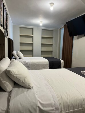 Basic Double Room - Hostal Virreinal AQP (Arequipa)