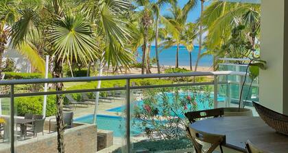 Stunning beachfront condo with private beach, Las Terrenas-El Limón