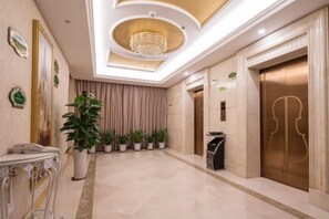 Unclassified image, 2 of 44, button - Vienna Classic Hotel Shenzhen Baoneng City Plaza (Shenzhen)