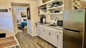 Fridge, microwave, coffee/tea maker, electric kettle