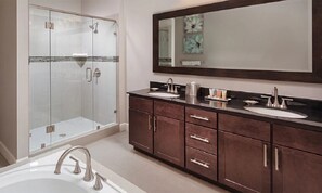 Combined shower/bathtub, jetted bath - Park City Presidential Suite w/ Ski-In and Ski-Out (Park City)