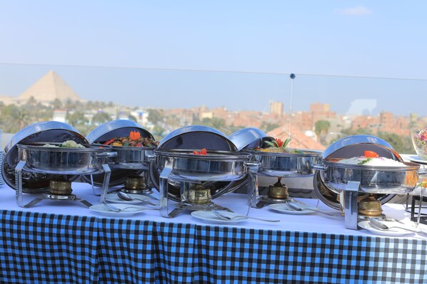 Free daily buffet breakfast