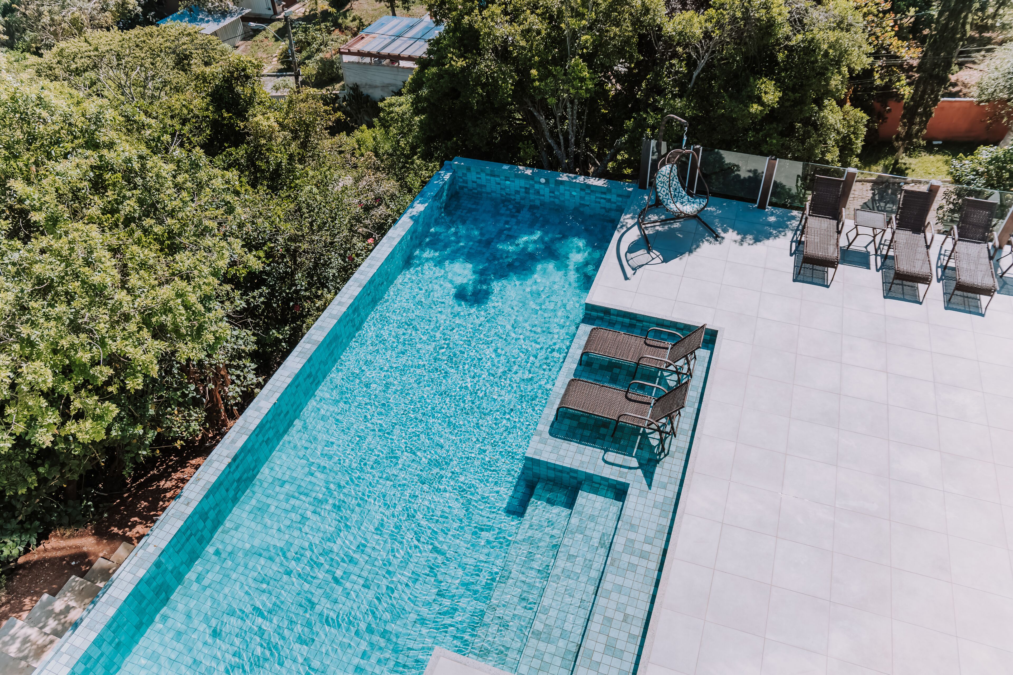 Senge med topmadrasser, minibar, gratis Wi-Fi, sengetøj