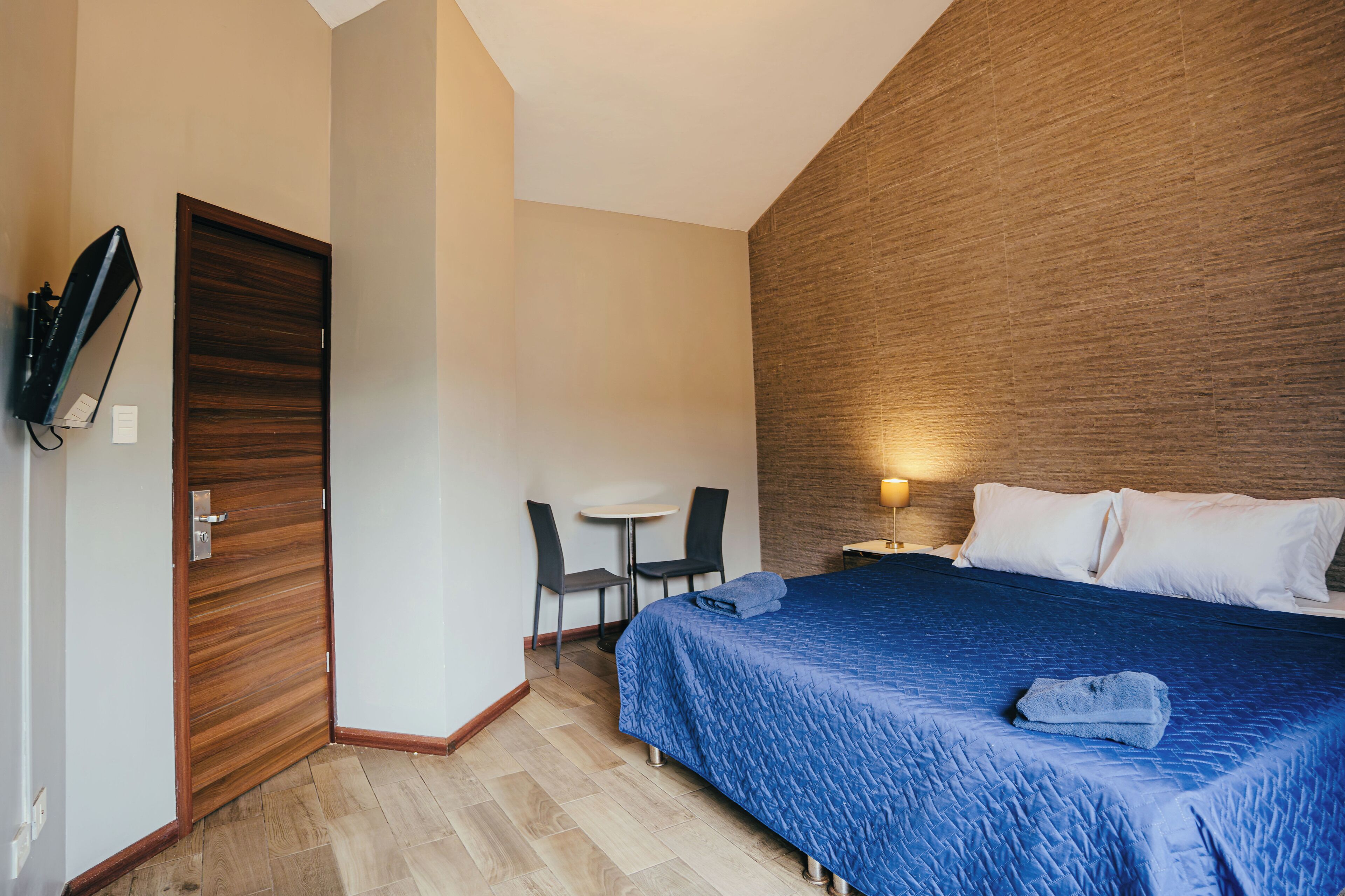 premium studio | blackout curtains, soundproofing, iron/ironing board, free wifi