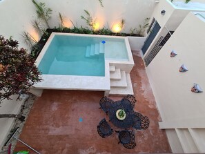 Utomhuspool