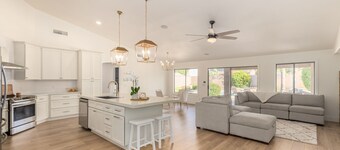 Renovated & Spacious 4Bed/3Bath Entertainers Home w/ HEATED Pool