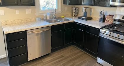 Newly remodeled beautiful home in a nice neighborhood!