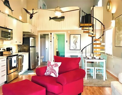 Time Well Spent 1 Bedroom + Loft at Edisto Beach on Golf Course