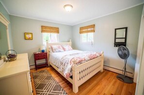 3 bedrooms, free WiFi, bed sheets