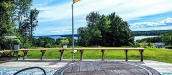 Waterview Cottage 12 miles to Acadia National Park