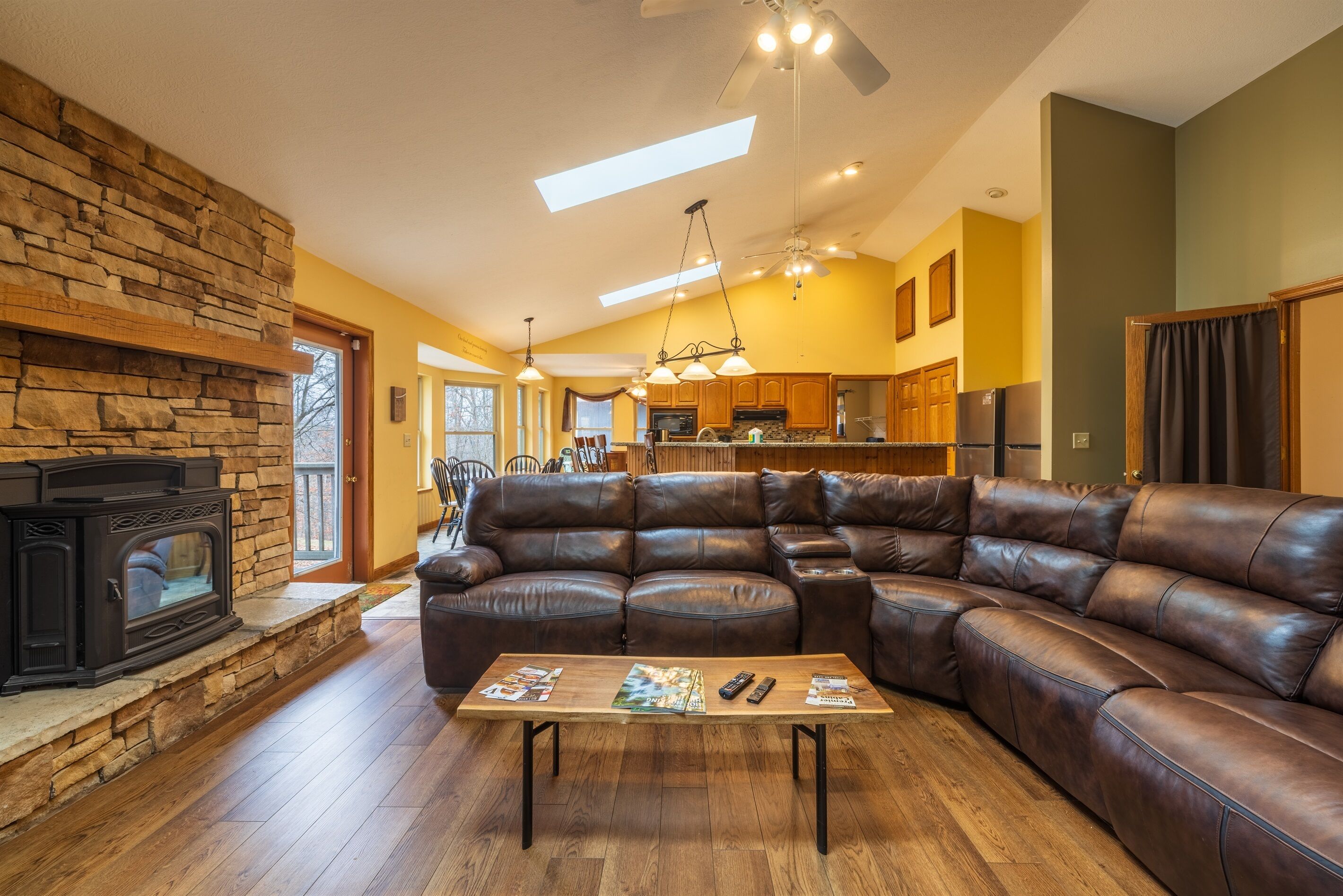 Smart TV, fireplace, video games