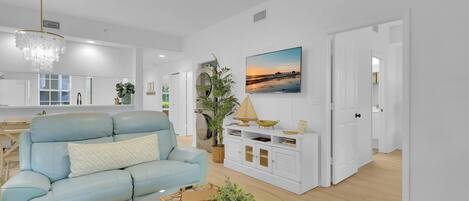 Smart TV, books