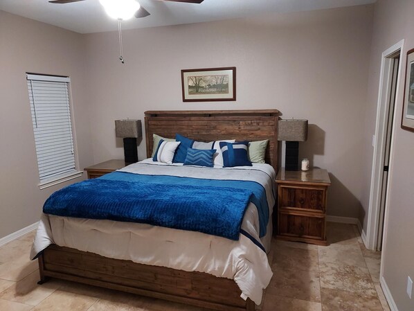 4 bedrooms, WiFi, bed sheets