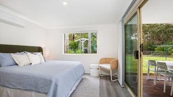 3 bedrooms, iron/ironing board, travel cot, free WiFi