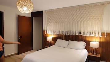 4 bedrooms, free WiFi, bed sheets