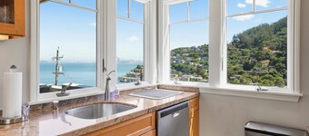 Fantastic San Francisco City Views, Upper Unit
