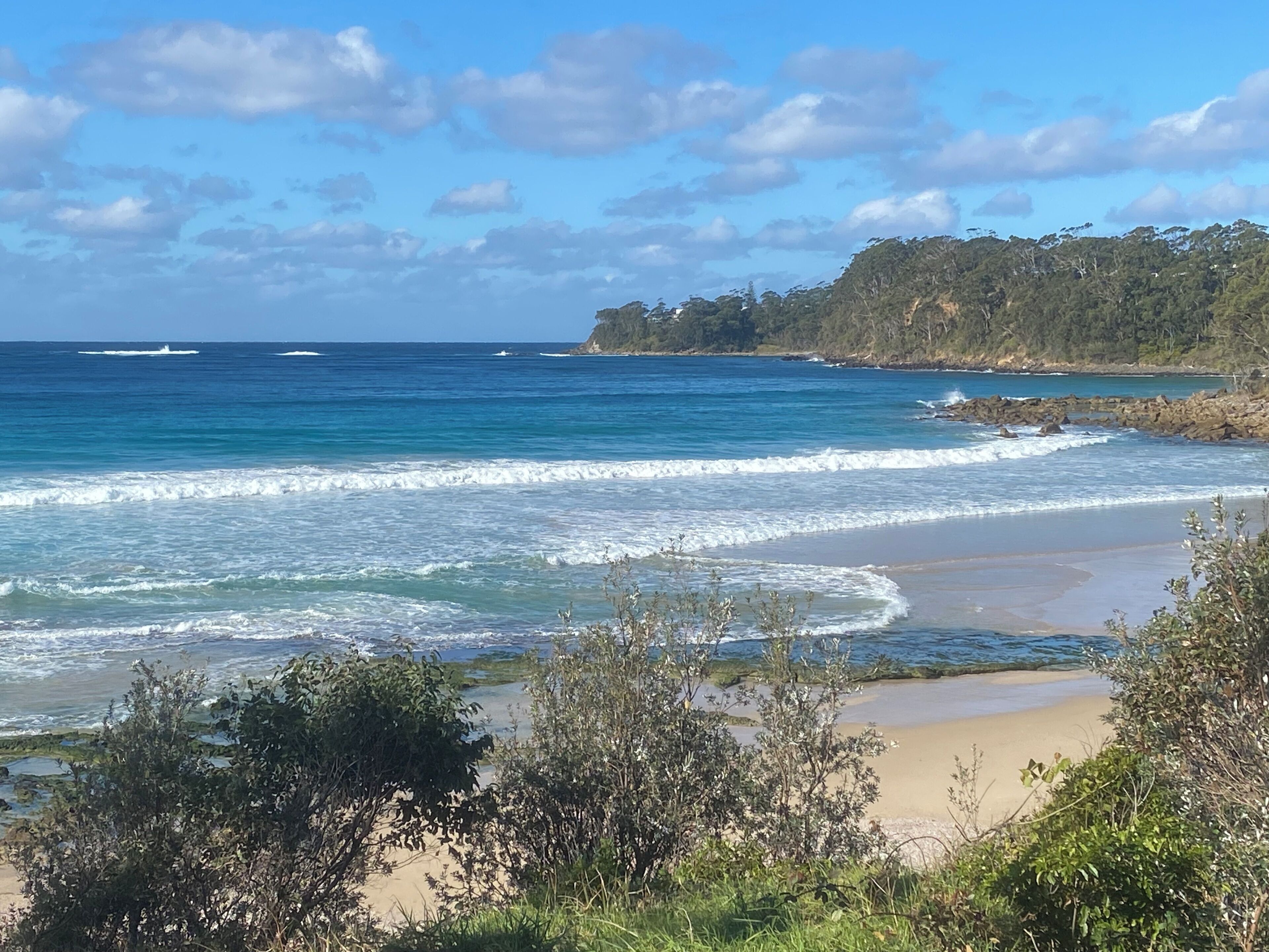 Una spiaggia nelle vicinanze