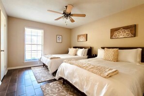 3 bedrooms, desk, iron/ironing board, travel cot