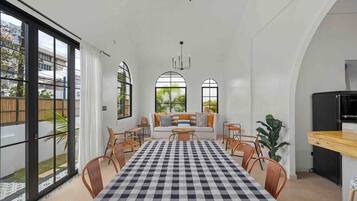 Televisio, työhuone