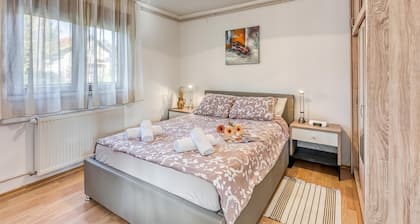 House Pepica with Jacuzzi in Zagorje, Kraljevec na Sutli, Croatia
