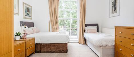 8 chambres, fer et planche Ă repasser, Wi-Fi gratuit, draps fournis