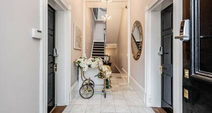 6 Apartments in a Mansion House for the Larger Groups sleeps up to 50