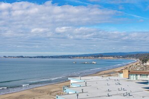 Beach nearby - The Mermaid's Perch! (Aptos)