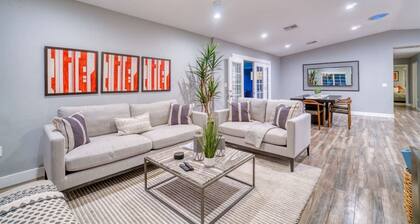Desert Escape | Poolside BBQs, Sunset Views & Spacious Comfort