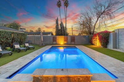 Backyard Oasis - Pool, Basketball, Close to Hiking